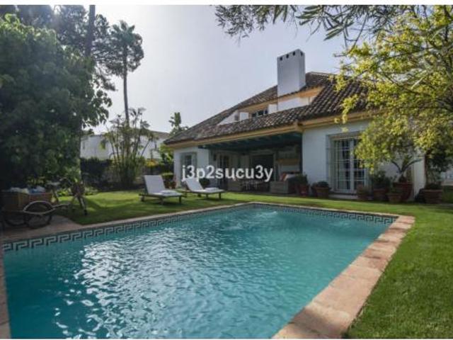 Chalet Alquiler Estepona, Estepona