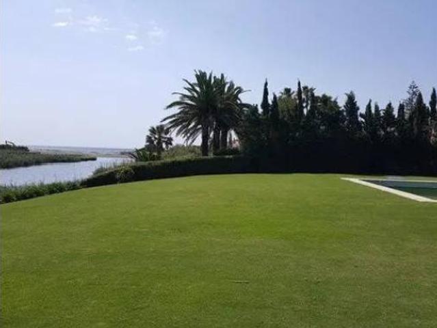 Chalet Alquiler San Roque, Núcleo