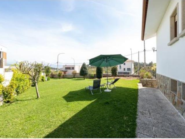 Chalet Alquiler Sanxenxo, Adina Santa María
