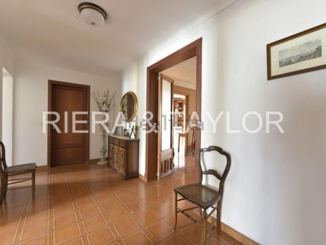 Chalet, Arta