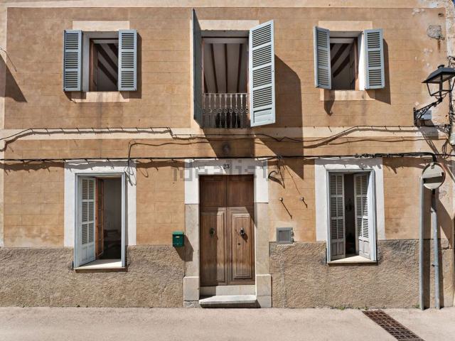 Chalet, Arta