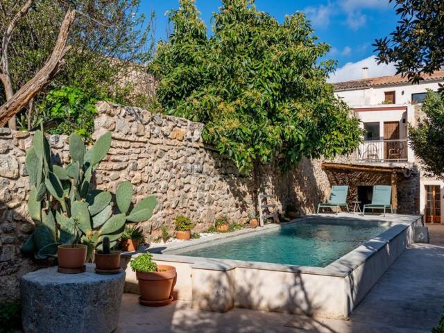 Chalet, Arta
