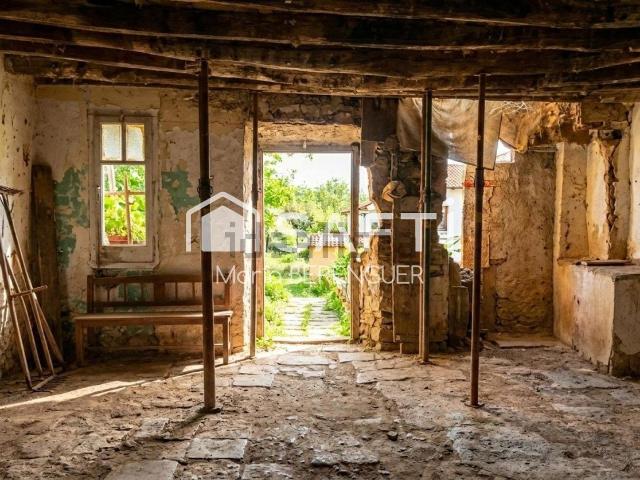 Chalet, Artés