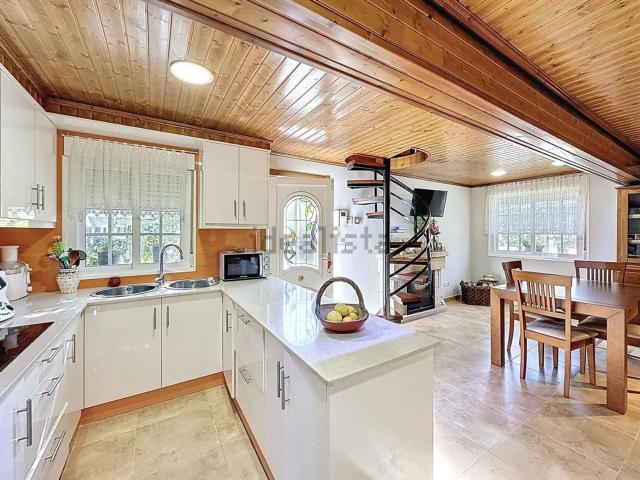 Chalet, Arbo