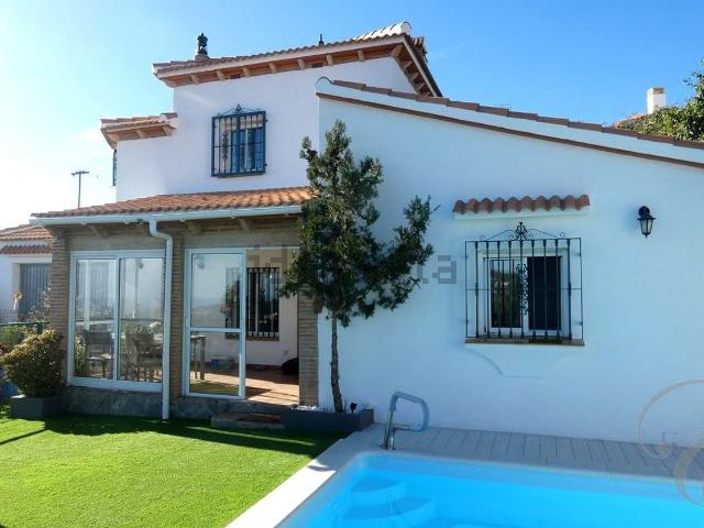 Chalet, Arenas