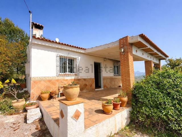 Chalet, Arenas
