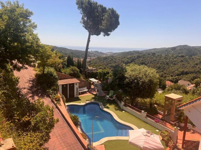 Chalet, Arenys de Munt