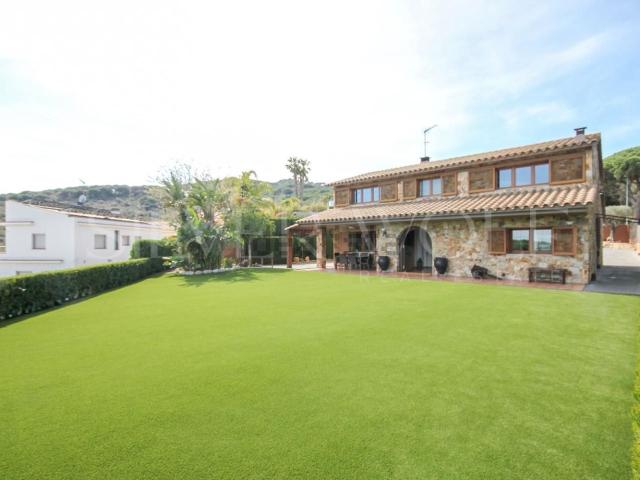 Chalet, Argentona