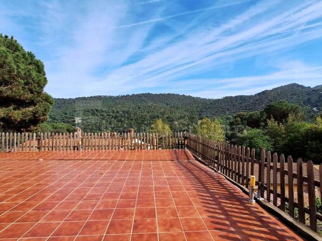 Chalet, Argentona