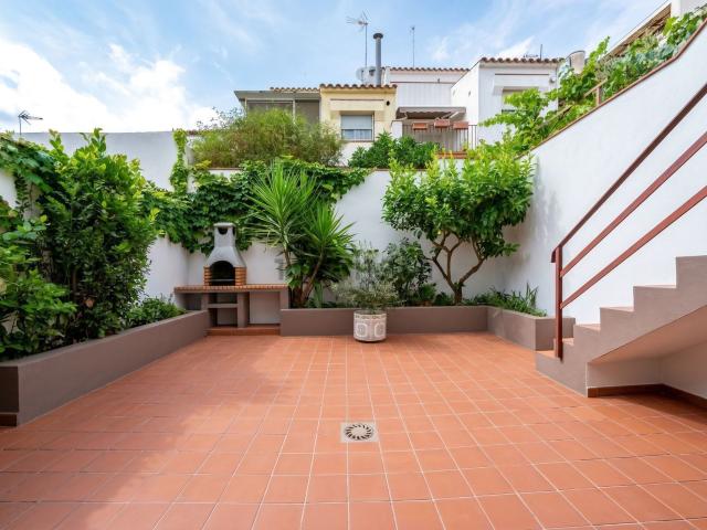 Chalet, Argentona