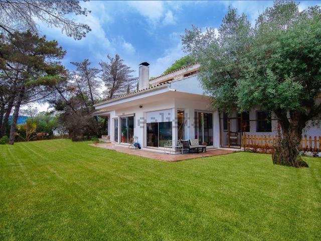 Chalet, Argentona