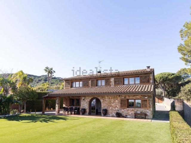 Chalet, Argentona