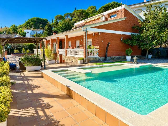 Chalet, Argentona