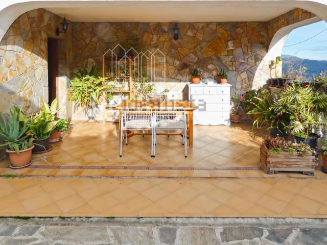 Chalet, Argentona