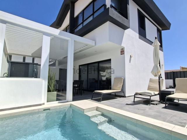 Chalet, Arico