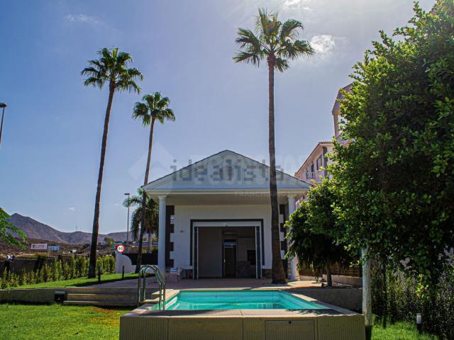 Chalet, Arona