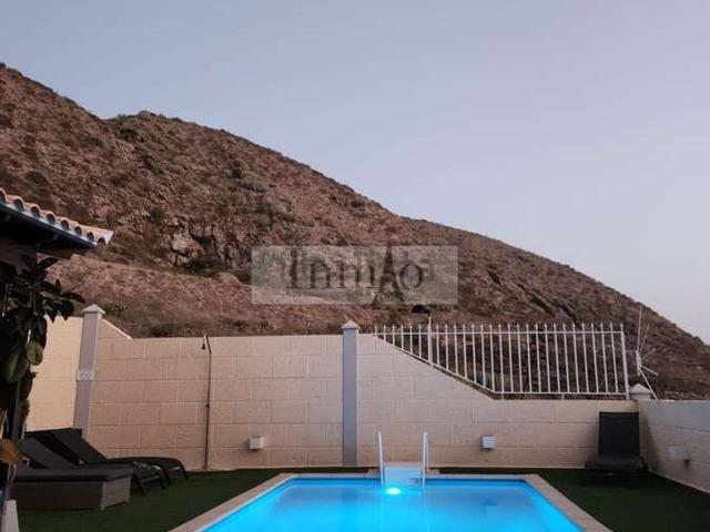 Chalet, Arona