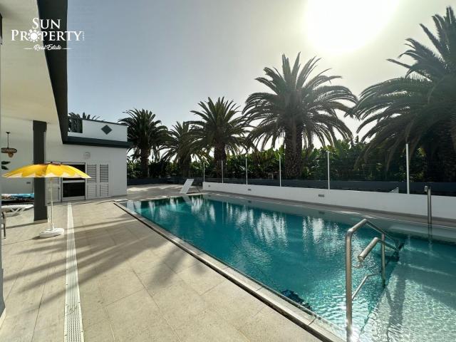 Chalet, Arona