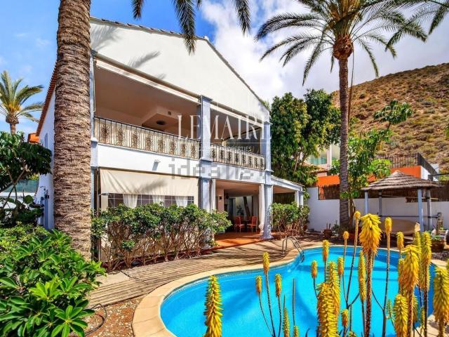 Chalet, Arona