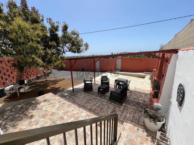 Chalet, Arona