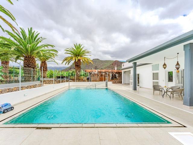 Chalet, Arona