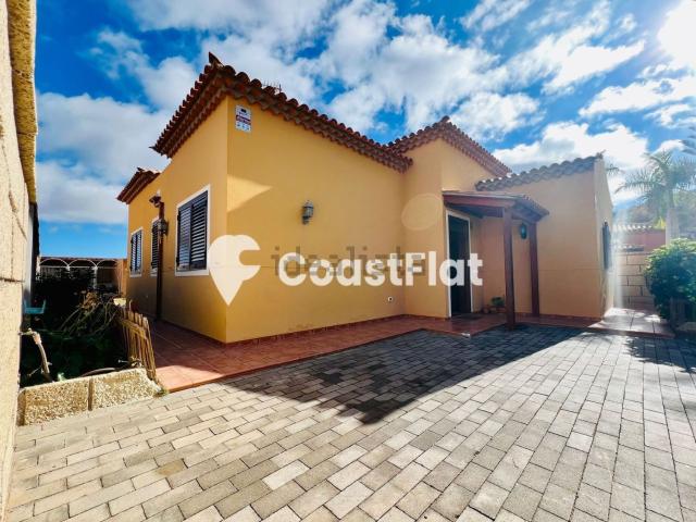 Chalet, Arona