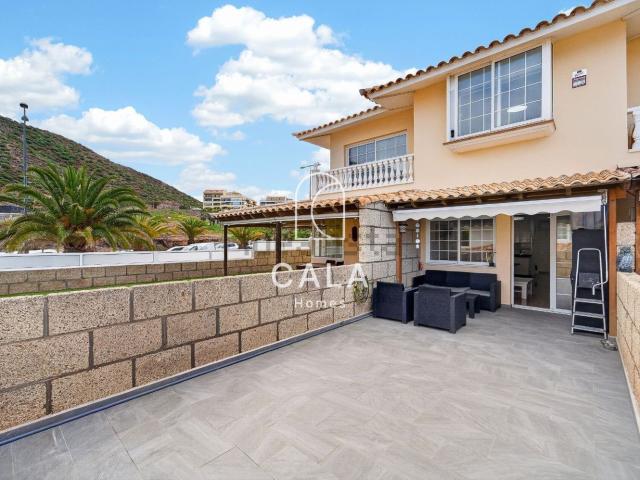 Chalet, Arona