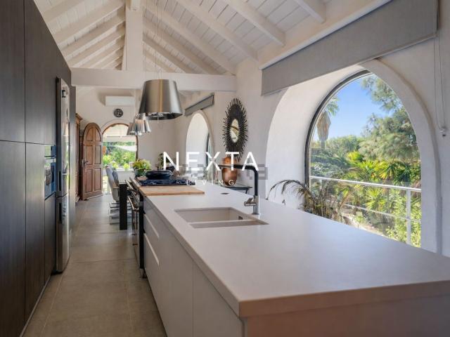 Chalet, Arona