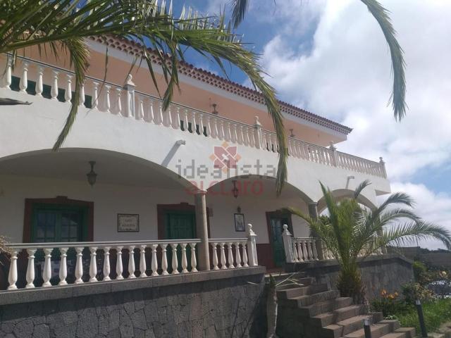 Chalet, Arona