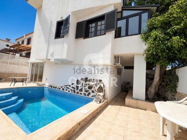 Chalet, Arona
