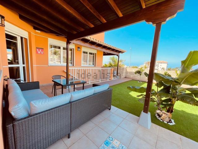 Chalet, Arona