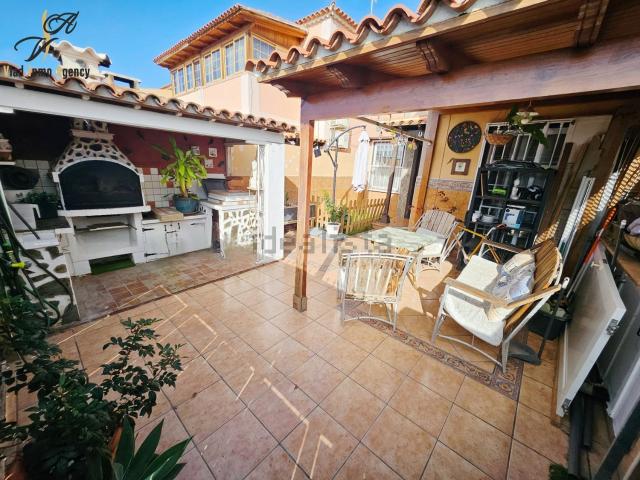Chalet, Arona