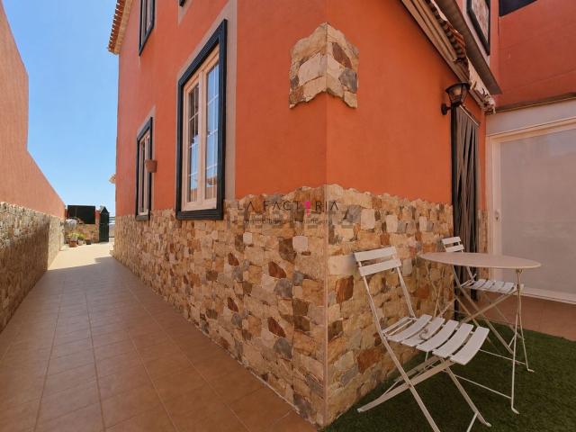 Chalet, Arona