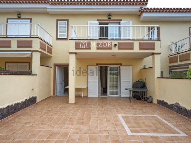 Chalet, Arona