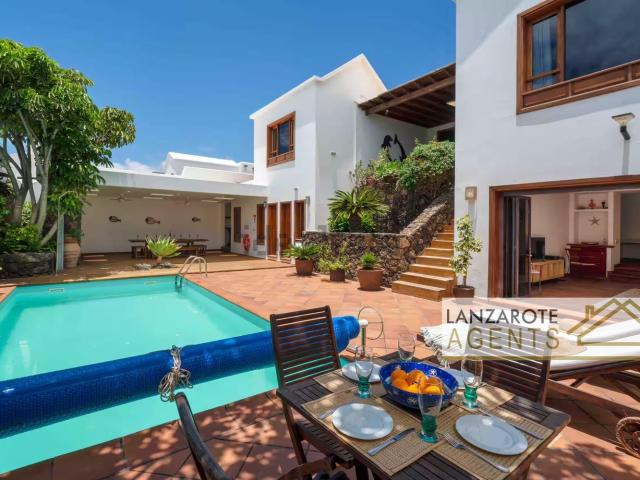 Chalet, Arrecife