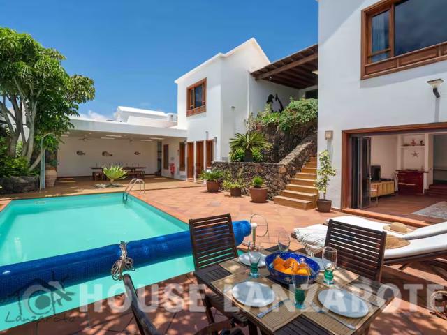 Chalet, Arrecife