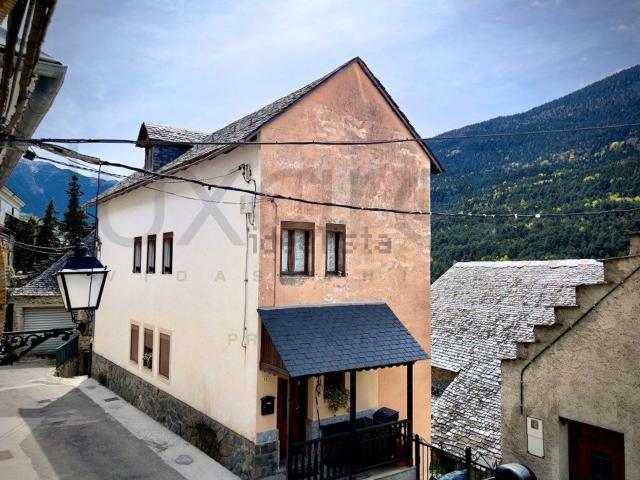 Chalet, Arrós