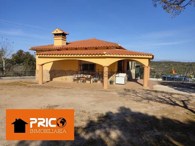 Chalet, Arroyo de la Luz