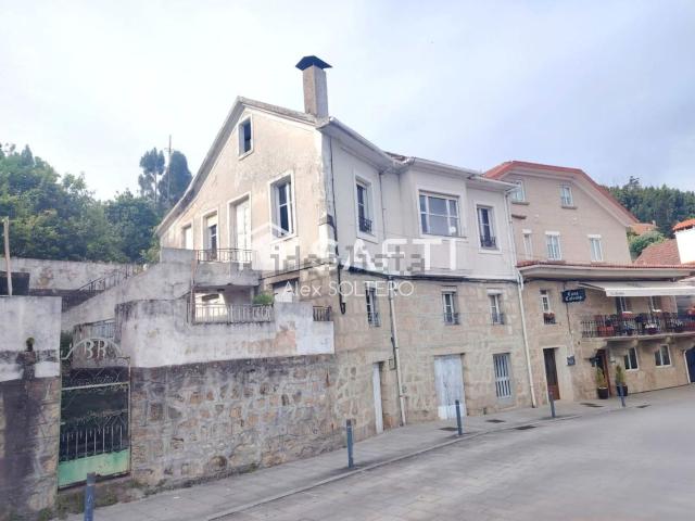 Chalet, As Neves