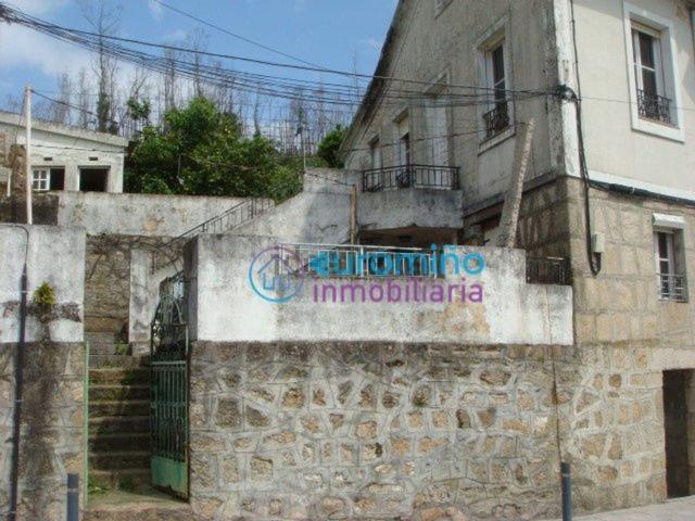 Chalet, As Neves