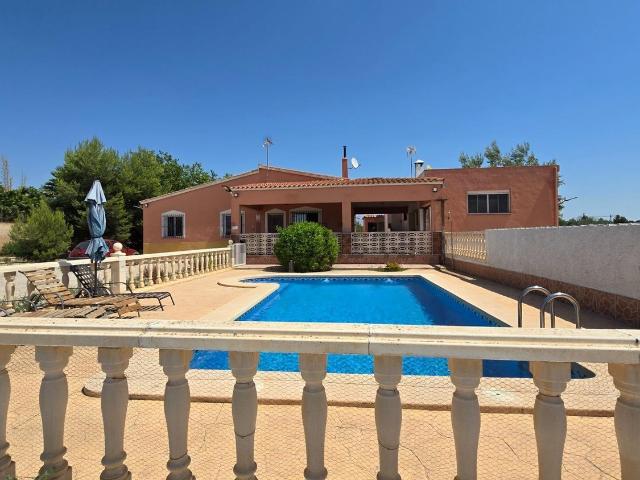 Chalet, Aspe