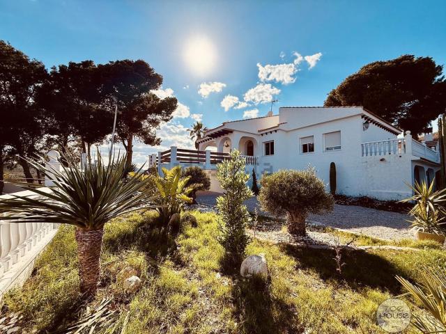 Chalet, Aspe