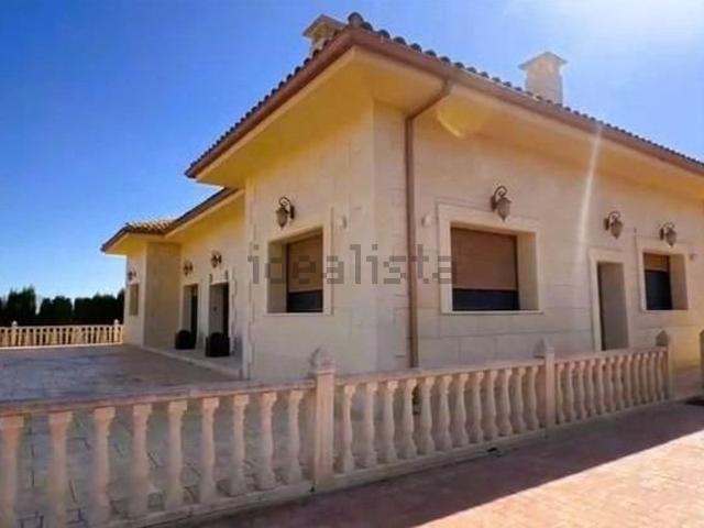 Chalet, Aspe