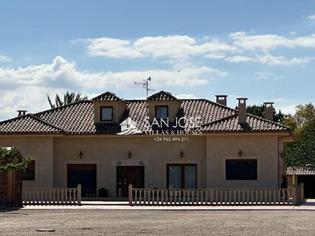 Chalet, Aspe