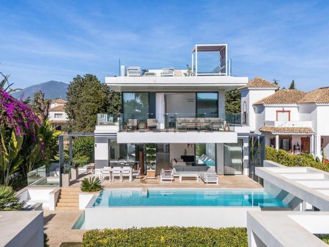 Chalet, Atalaya Isdabe, Estepona