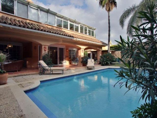 Chalet, Atalaya Isdabe, Estepona