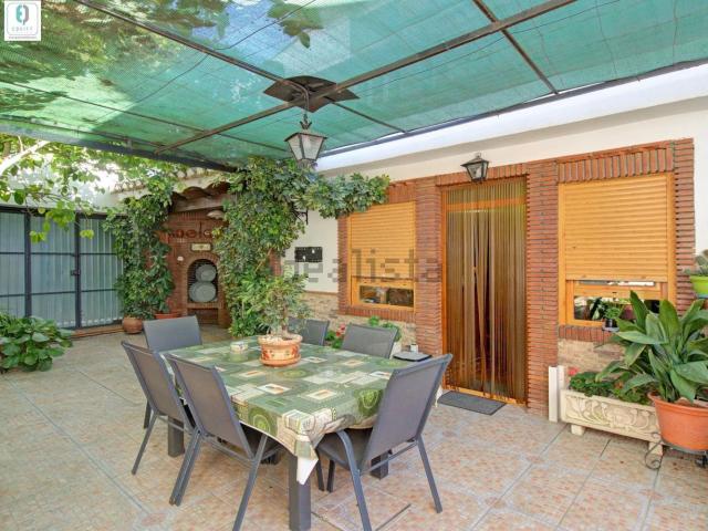 Chalet, Atarfe