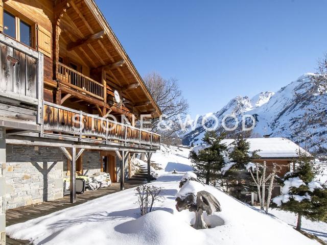 Chalet au cadre unique, face à la chaîne des Aravis 306m² La Clusaz