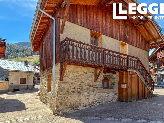 Chalet au centre de Montchavin Les Coches, La Plagne. Opportunité rare pour un bien avec ce potential