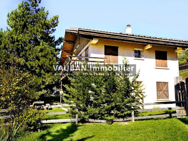 Chalet avec terrasse